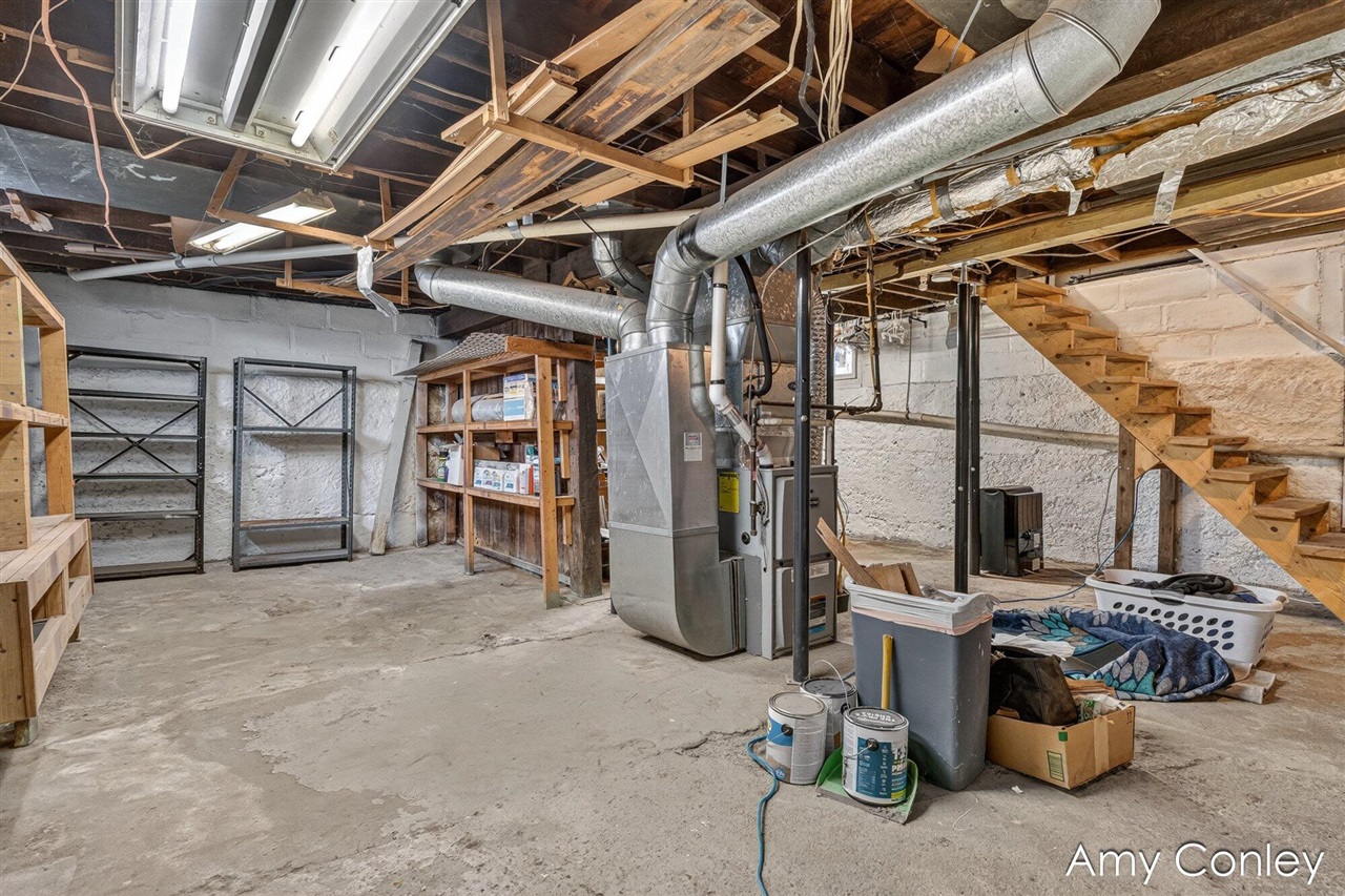 619 Fairbanks Avenue, Kalamazoo, MI, 49048-1861