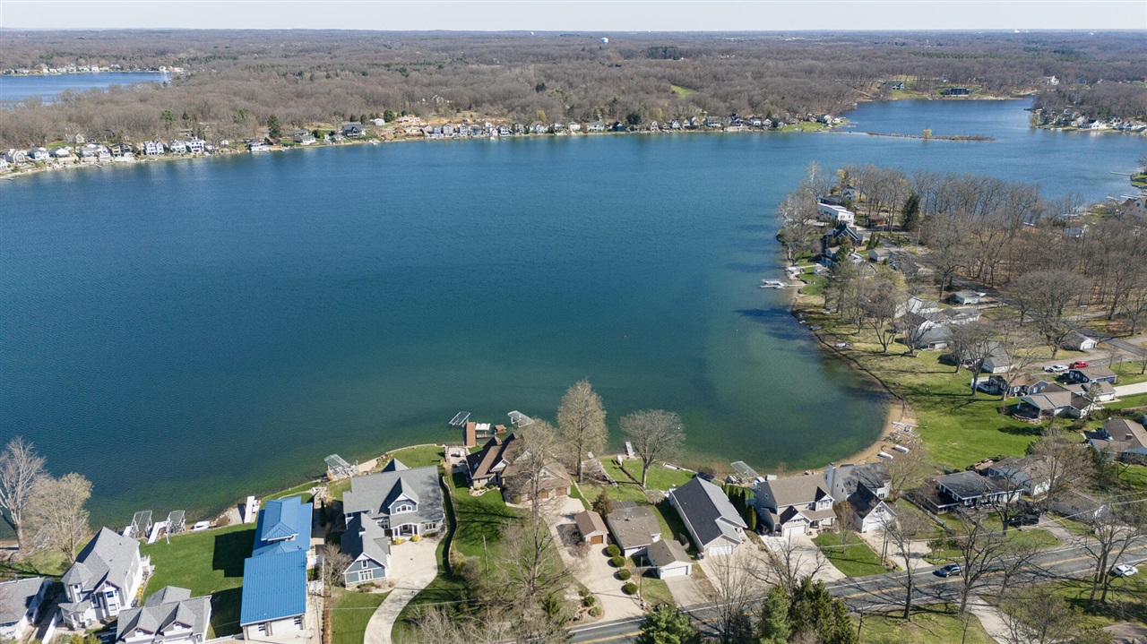 8130 W Q Avenue, Kalamazoo, MI, 49009