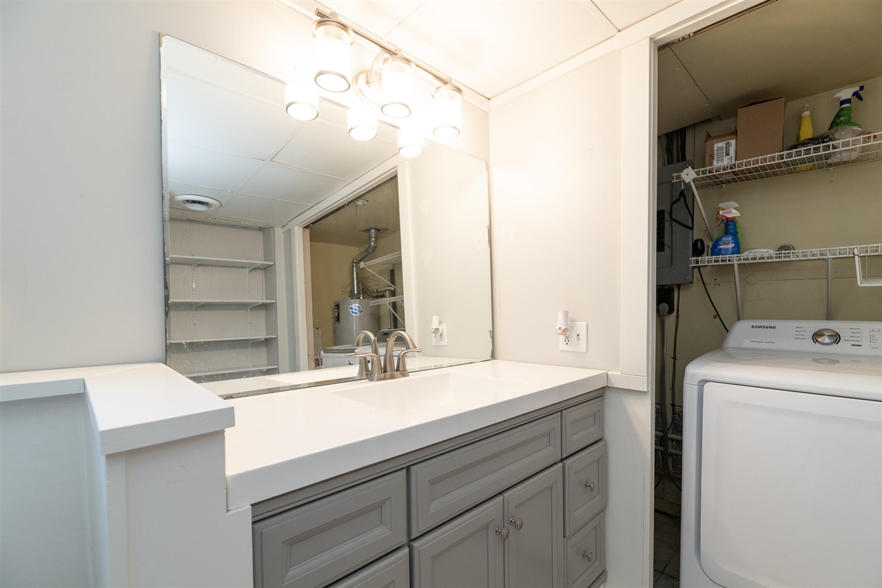 8130 W Q Avenue, Kalamazoo, MI, 49009