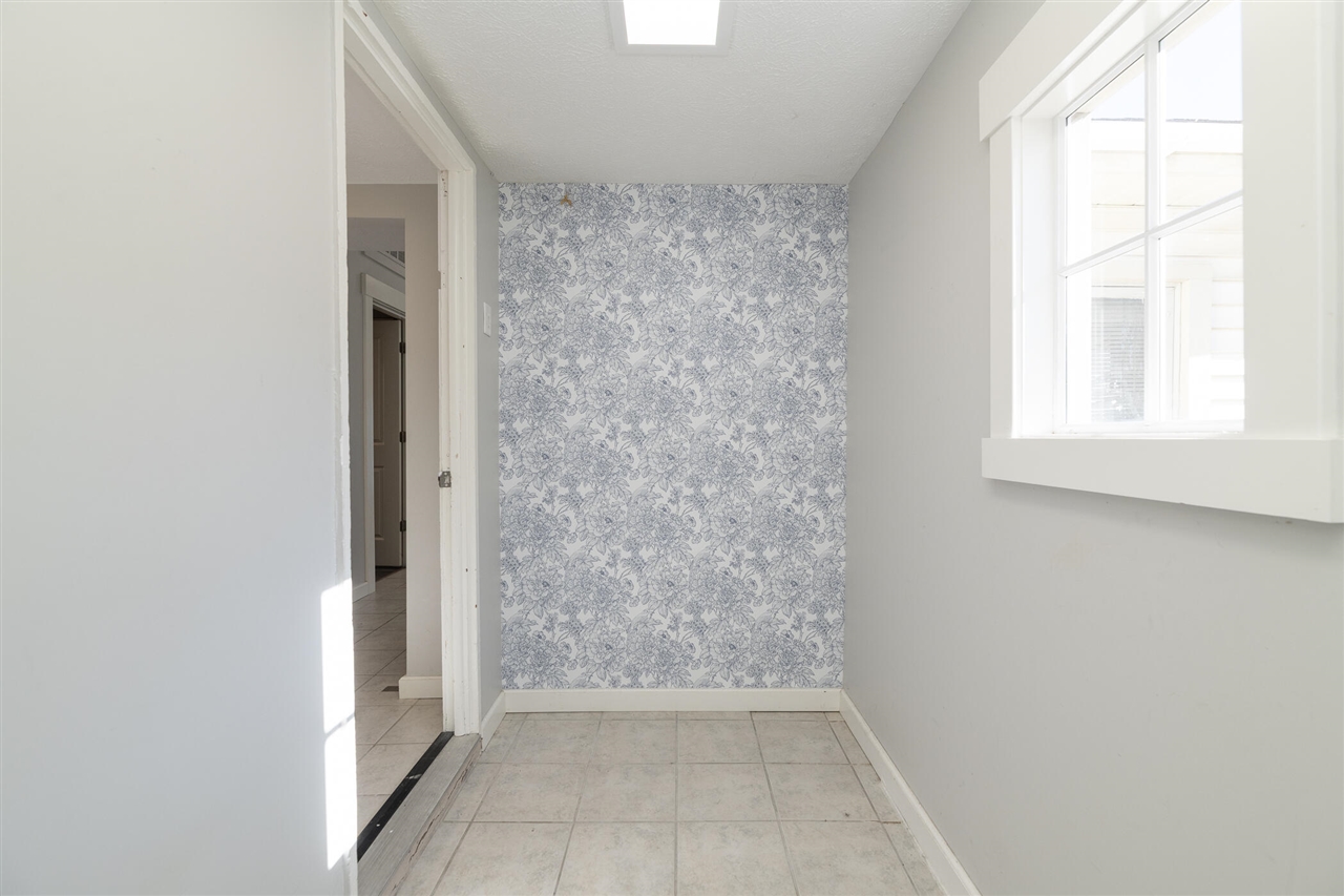 8130 W Q Avenue, Kalamazoo, MI, 49009