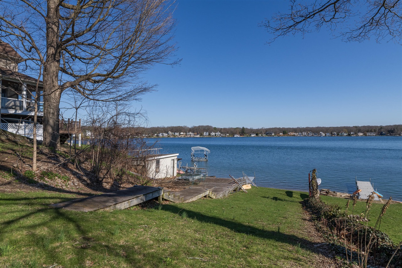 8130 W Q Avenue, Kalamazoo, MI, 49009