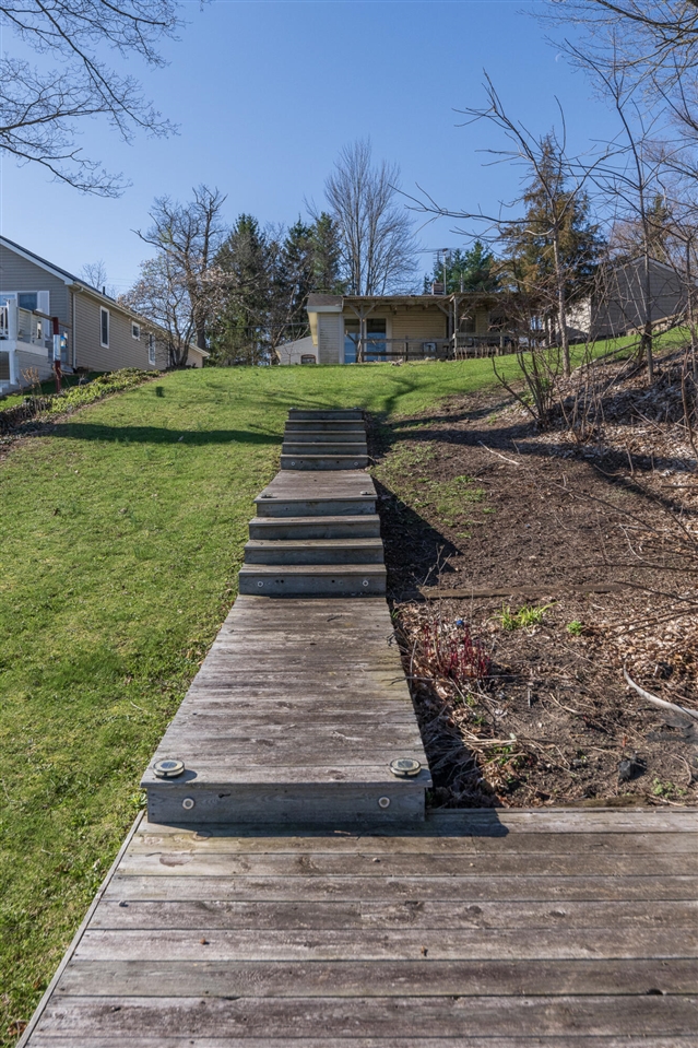 8130 W Q Avenue, Kalamazoo, MI, 49009