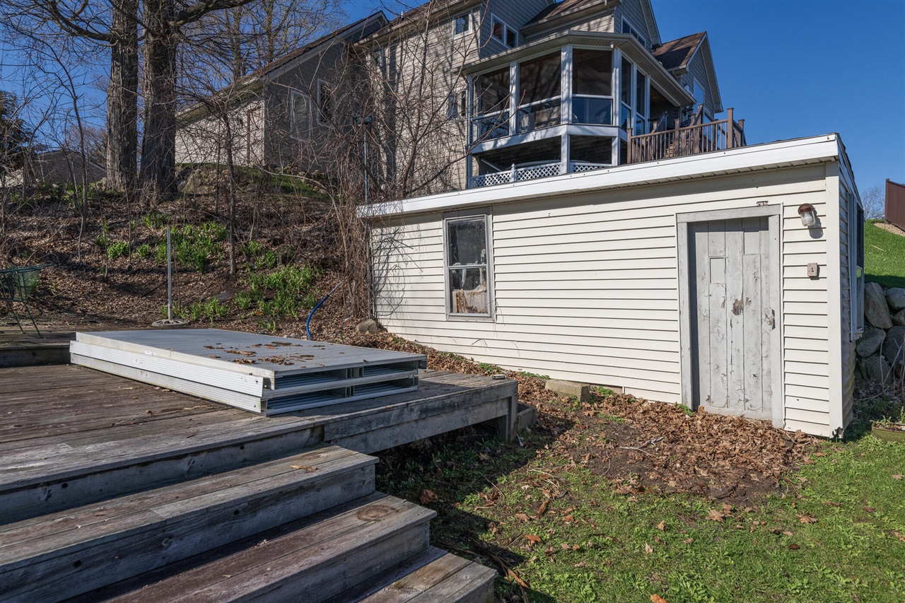 8130 W Q Avenue, Kalamazoo, MI, 49009