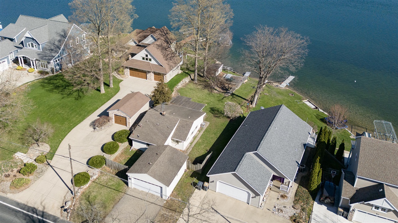 8130 W Q Avenue, Kalamazoo, MI, 49009