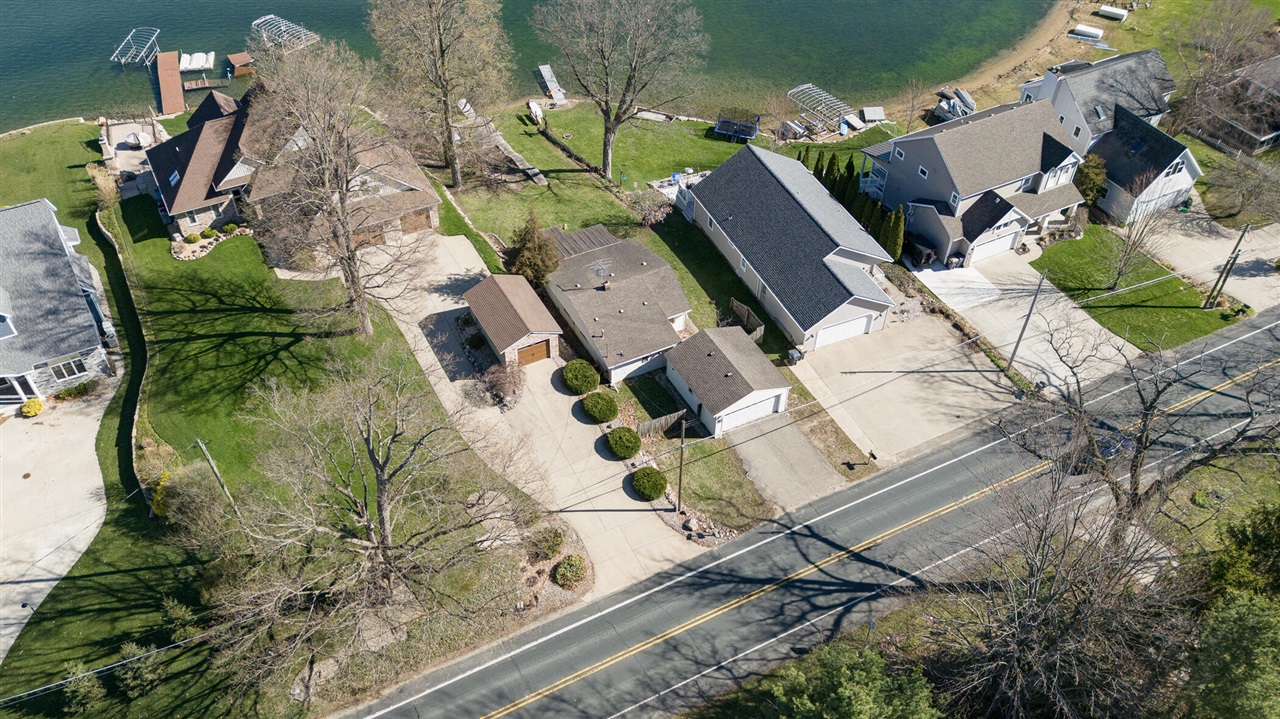 8130 W Q Avenue, Kalamazoo, MI, 49009