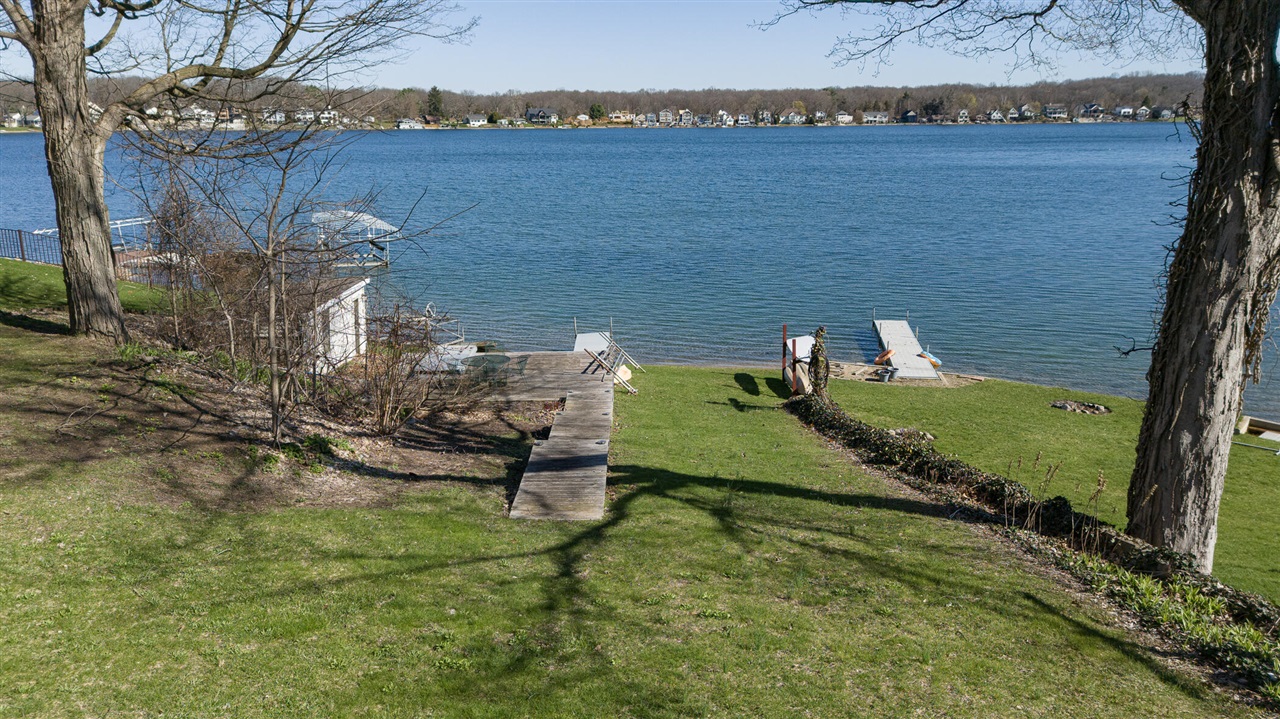 8130 W Q Avenue, Kalamazoo, MI, 49009