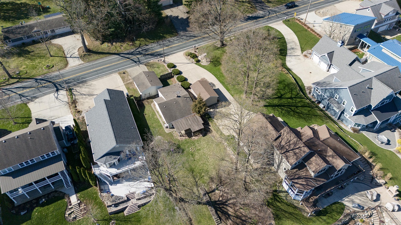 8130 W Q Avenue, Kalamazoo, MI, 49009