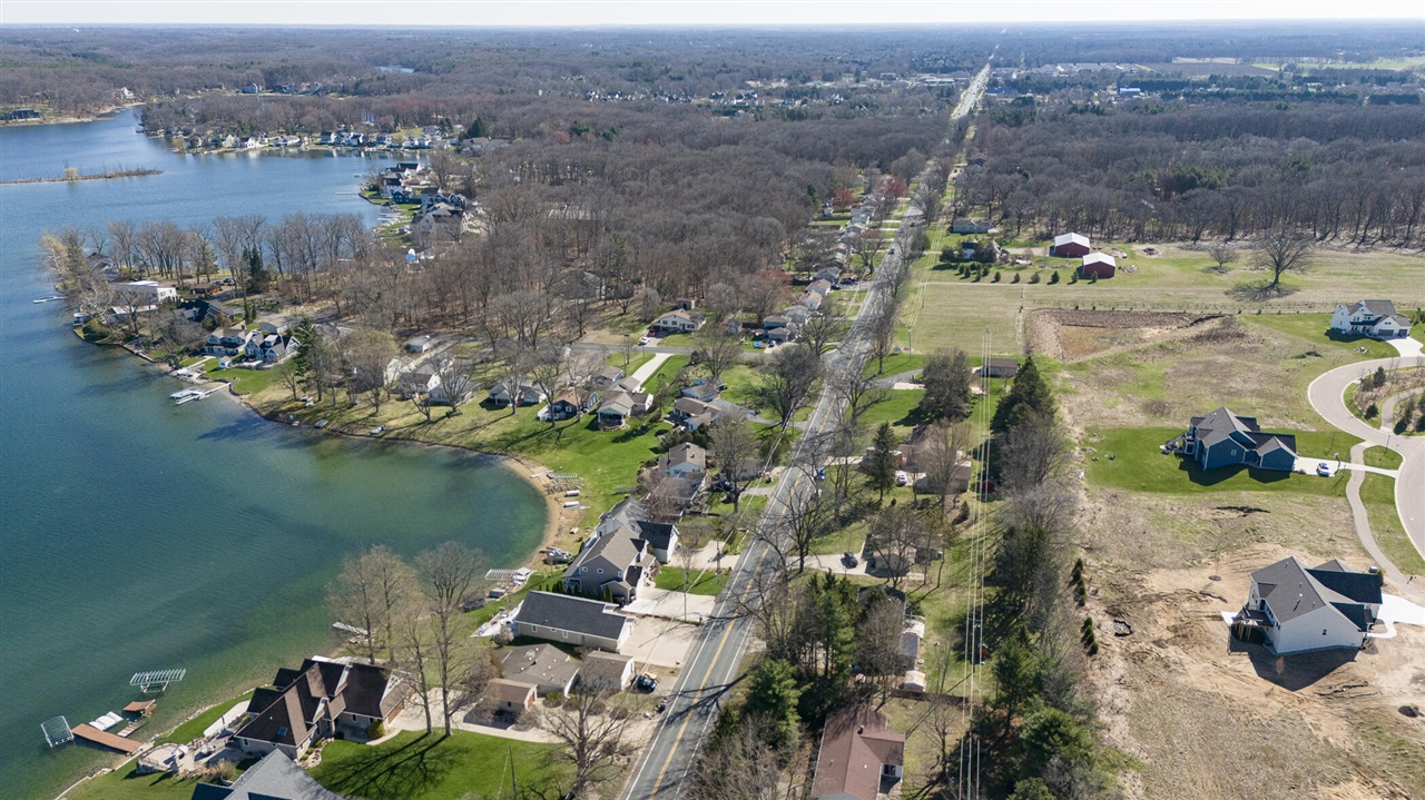 8130 W Q Avenue, Kalamazoo, MI, 49009