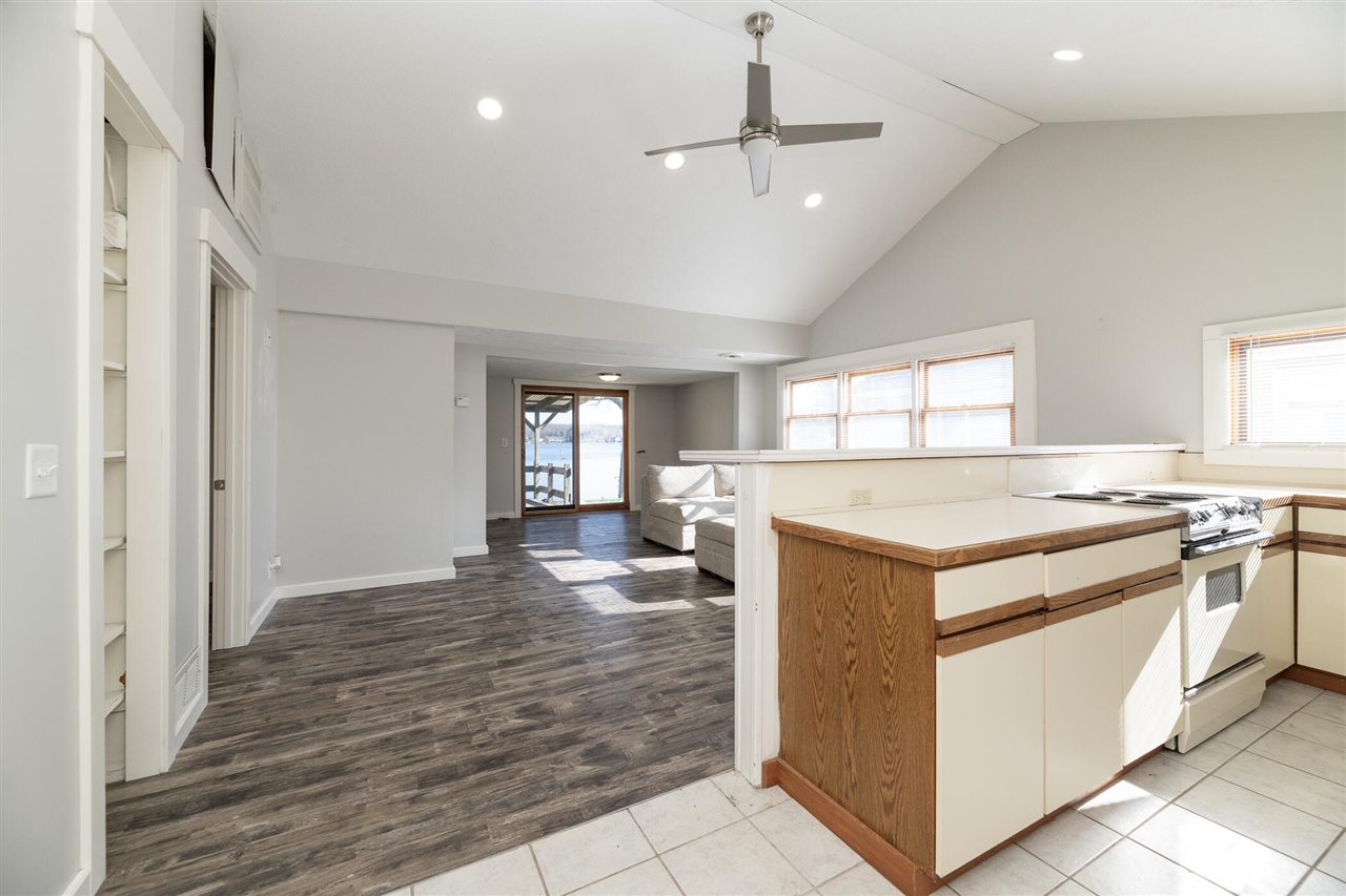 8130 W Q Avenue, Kalamazoo, MI, 49009