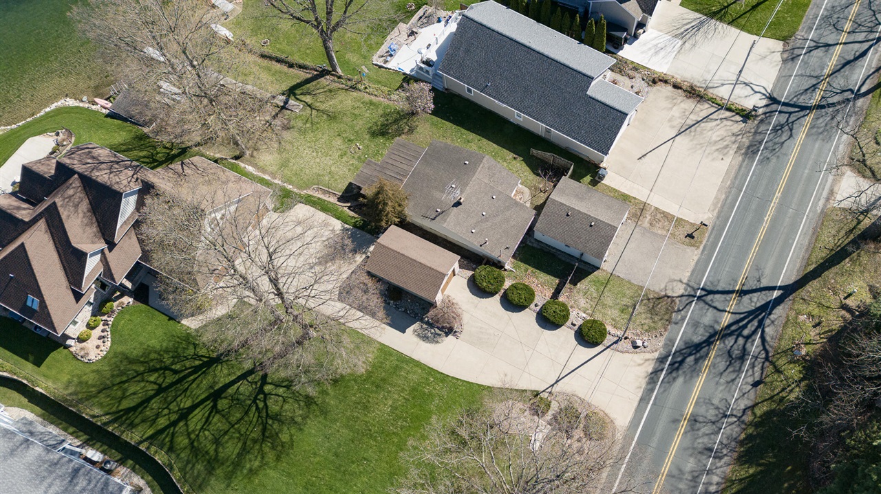 8130 W Q Avenue, Kalamazoo, MI, 49009