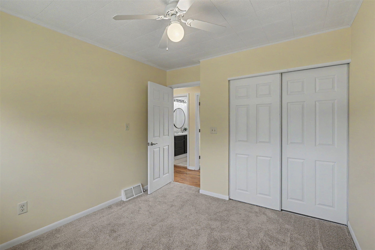 3423 Balmars Avenue, Jackson, MI, 49201-8618