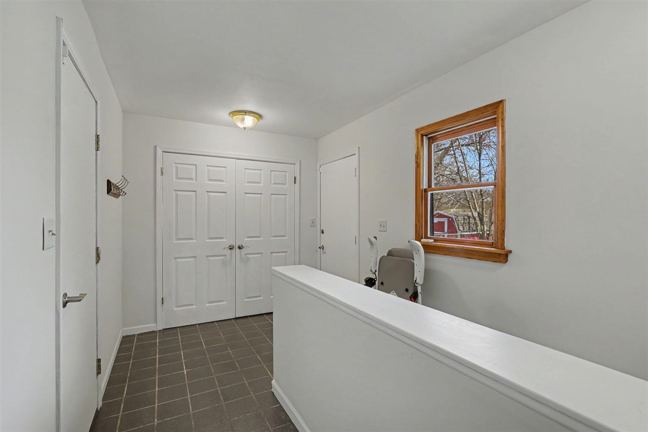 3423 Balmars Avenue, Jackson, MI, 49201-8618