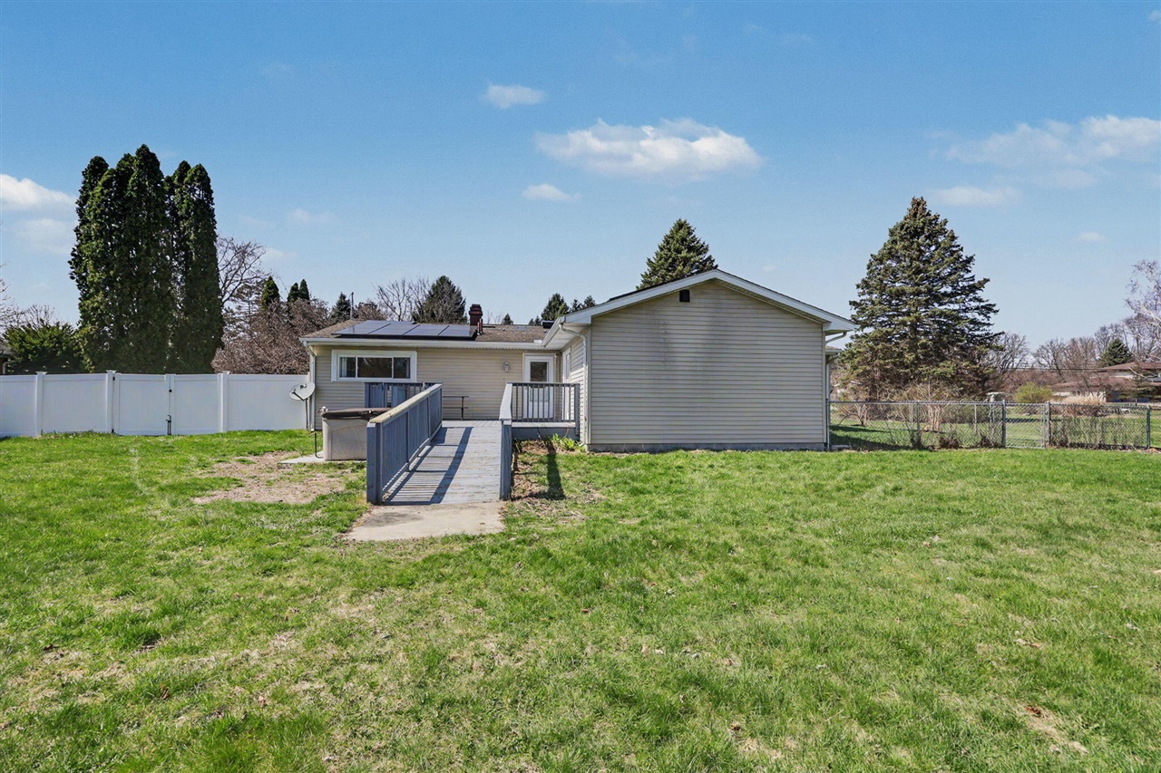 3423 Balmars Avenue, Jackson, MI, 49201-8618