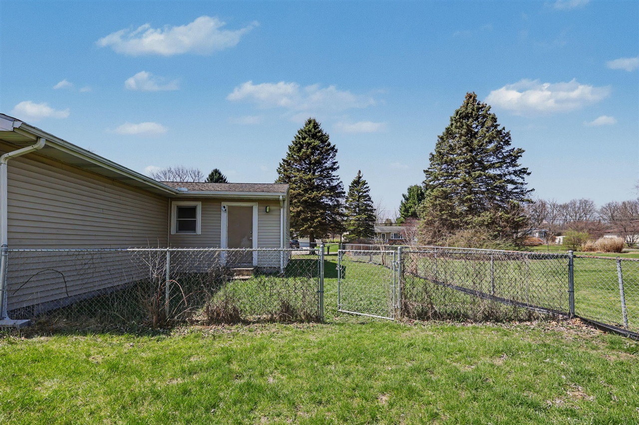 3423 Balmars Avenue, Jackson, MI, 49201-8618