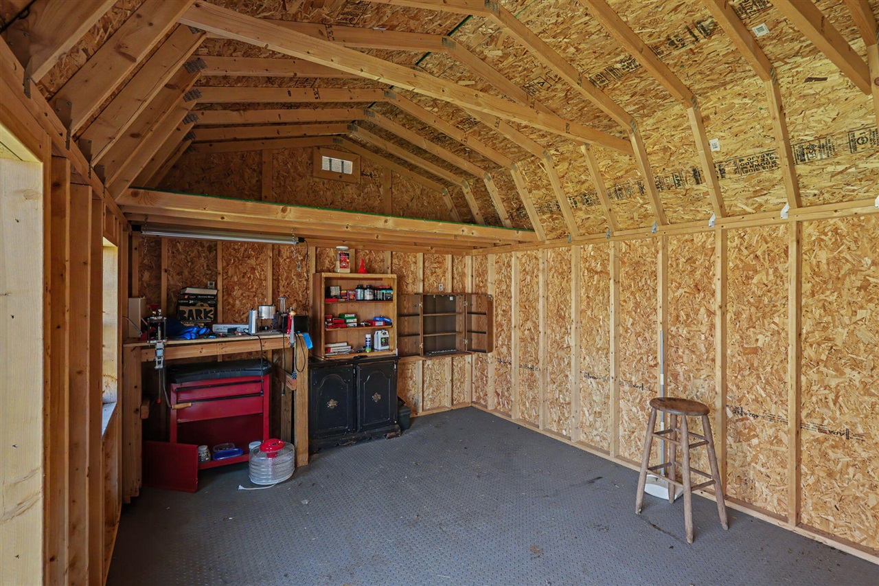 3423 Balmars Avenue, Jackson, MI, 49201-8618