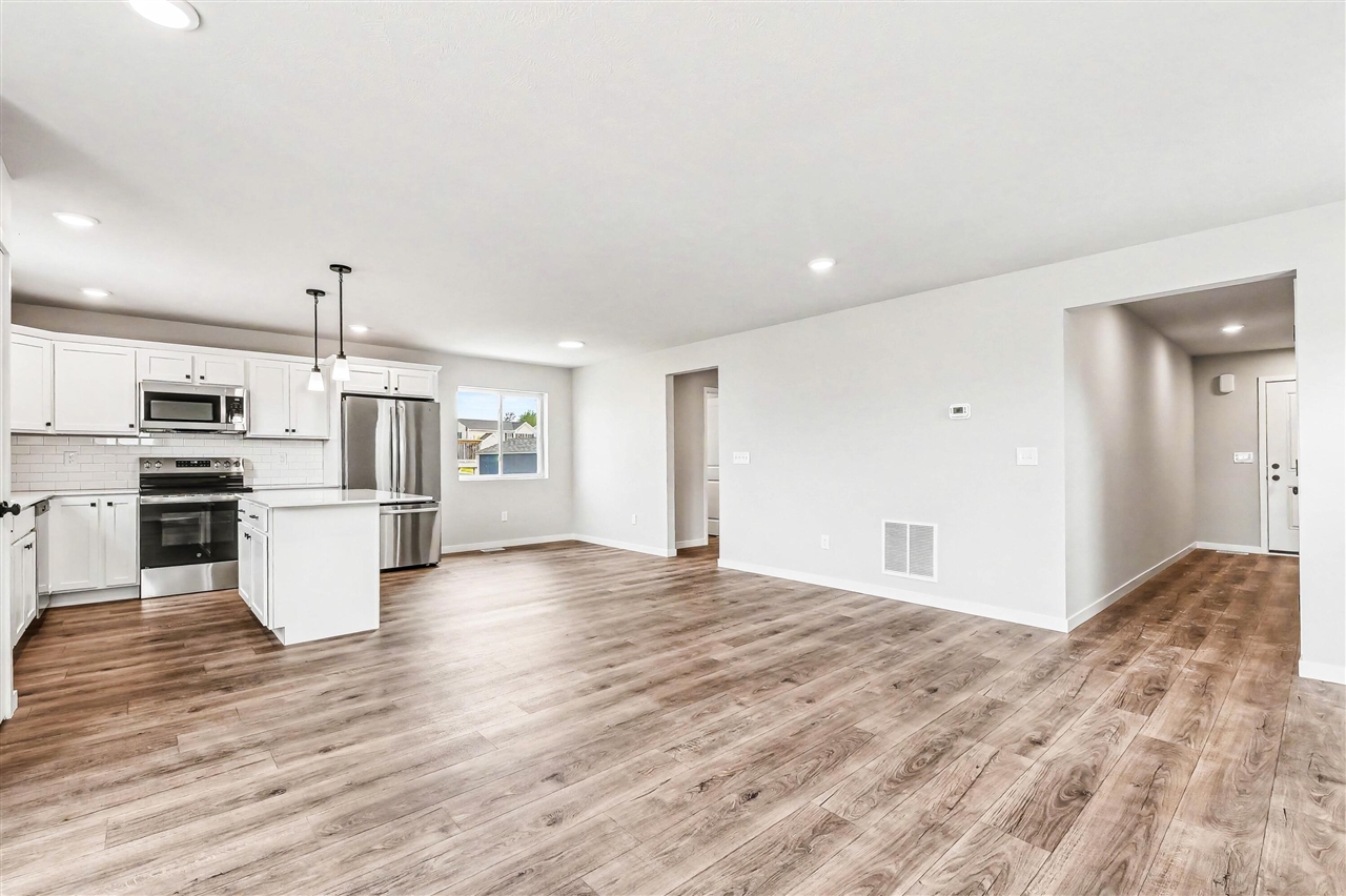 4th image of 383 Pinery Ln, Fremont, MI 49412 | MLS# 70524737