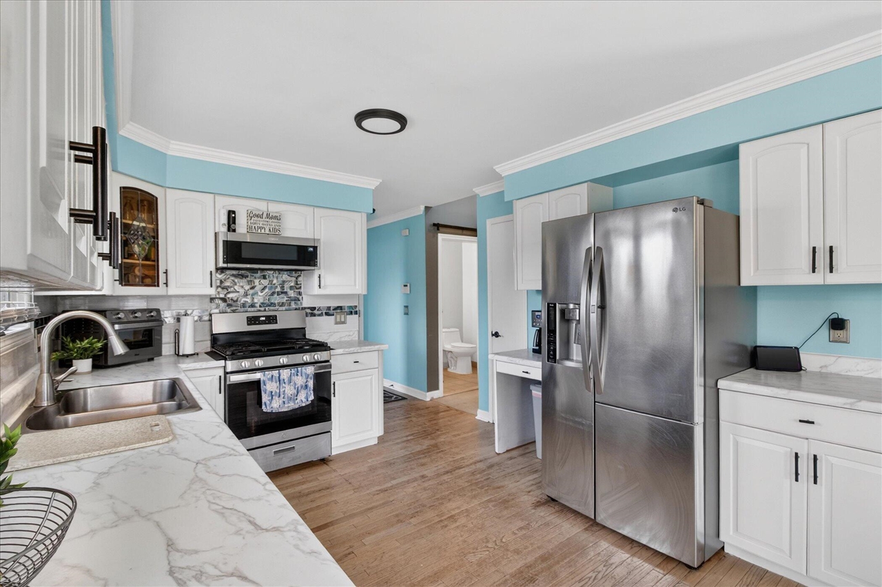 38609 Jahn Street, Livonia, MI, 48152-1018
