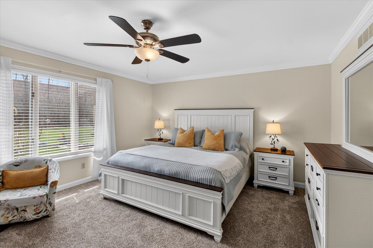 38609 Jahn Street, Livonia, MI, 48152-1018
