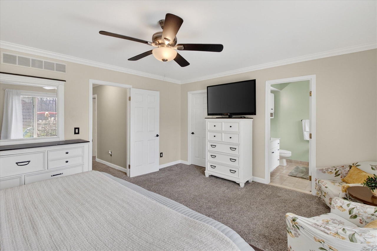 38609 Jahn Street, Livonia, MI, 48152-1018