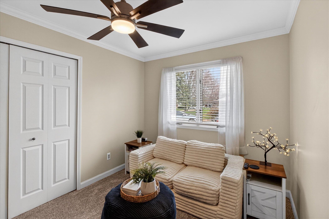 38609 Jahn Street, Livonia, MI, 48152-1018