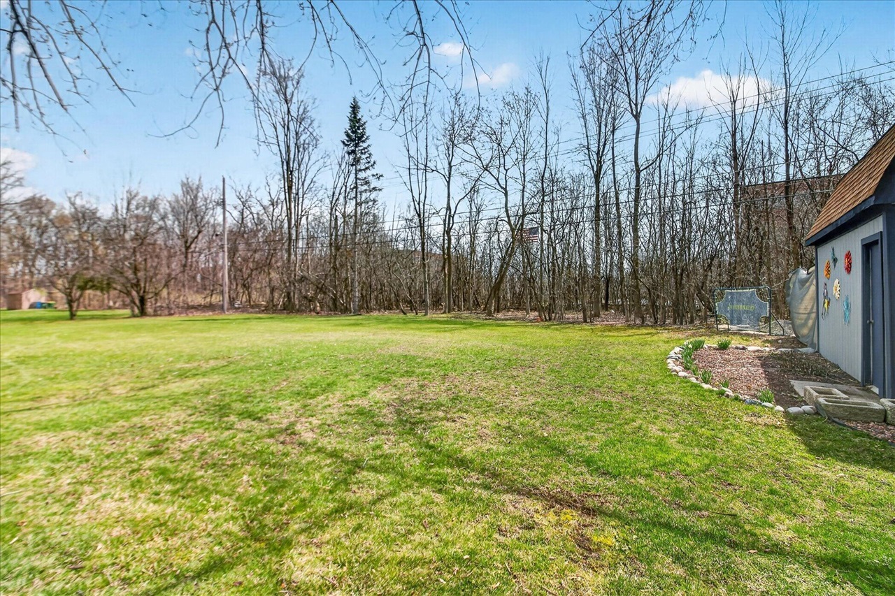 38609 Jahn Street, Livonia, MI, 48152-1018