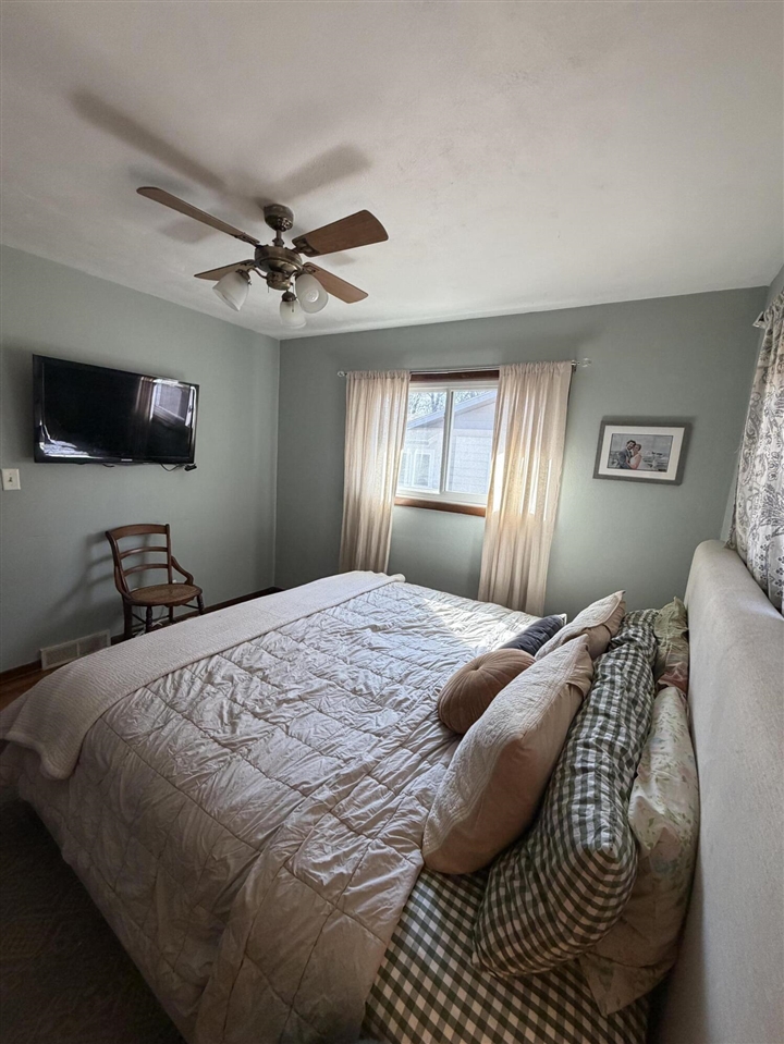 322 Roosevelt Avenue, Holland, MI, 49424-2630