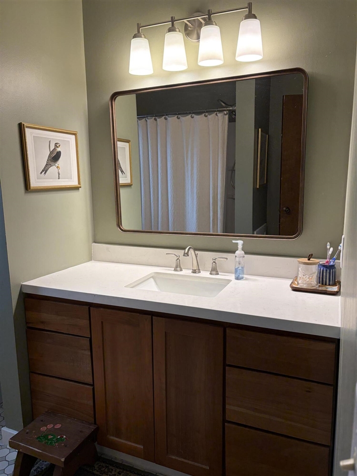 322 Roosevelt Avenue, Holland, MI, 49424-2630