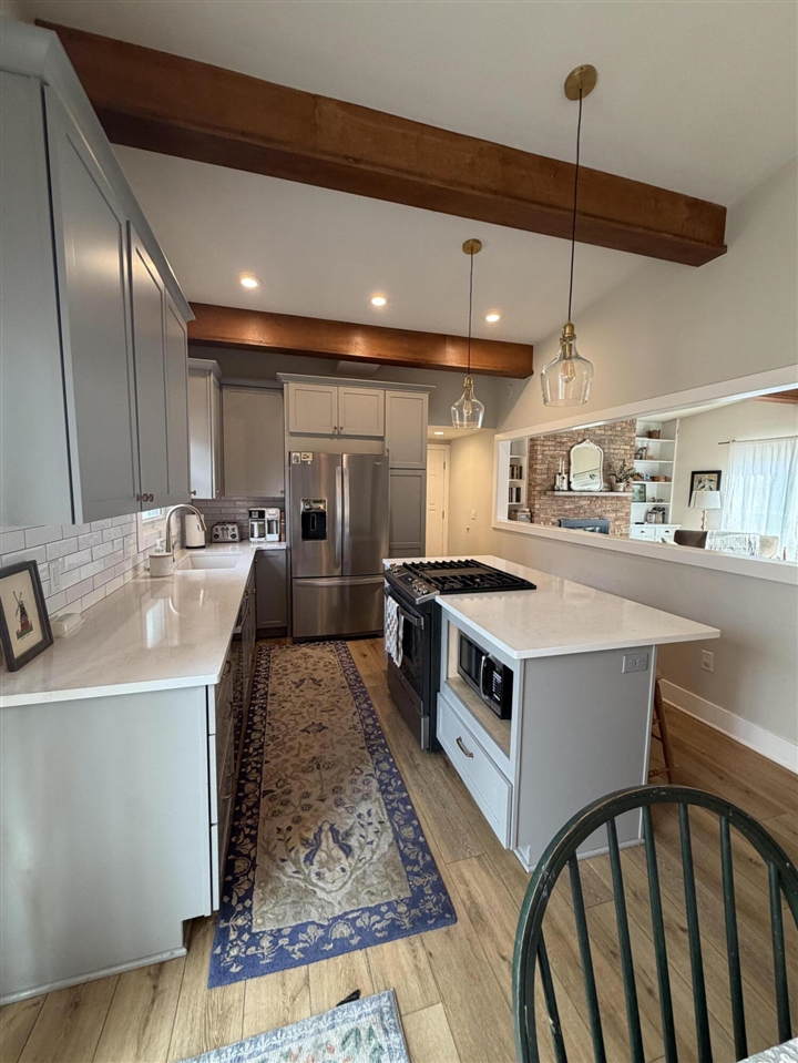 322 Roosevelt Avenue, Holland, MI, 49424-2630