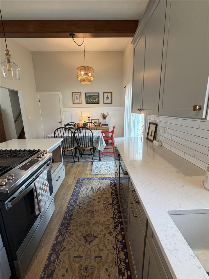 322 Roosevelt Avenue, Holland, MI, 49424-2630