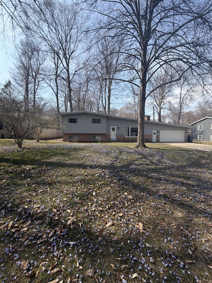 322 Roosevelt Avenue, Holland, MI, 49424-2630