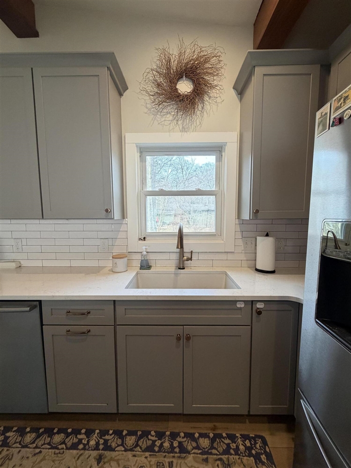 322 Roosevelt Avenue, Holland, MI, 49424-2630