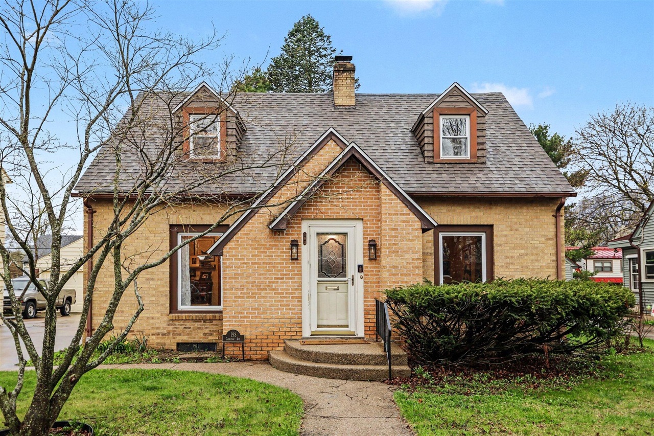 193 Garrison Avenue, Battle Creek, MI, 49017-4750