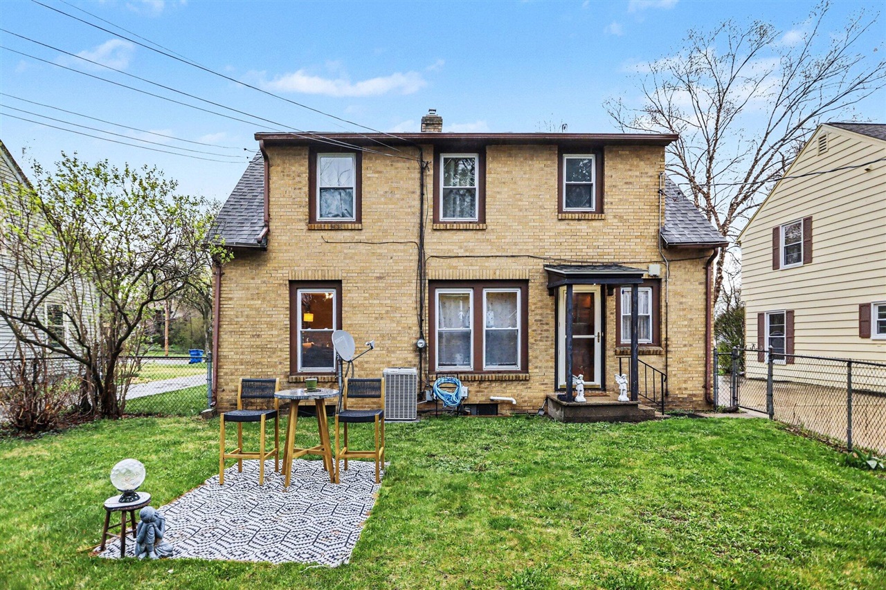 193 Garrison Avenue, Battle Creek, MI, 49017-4750