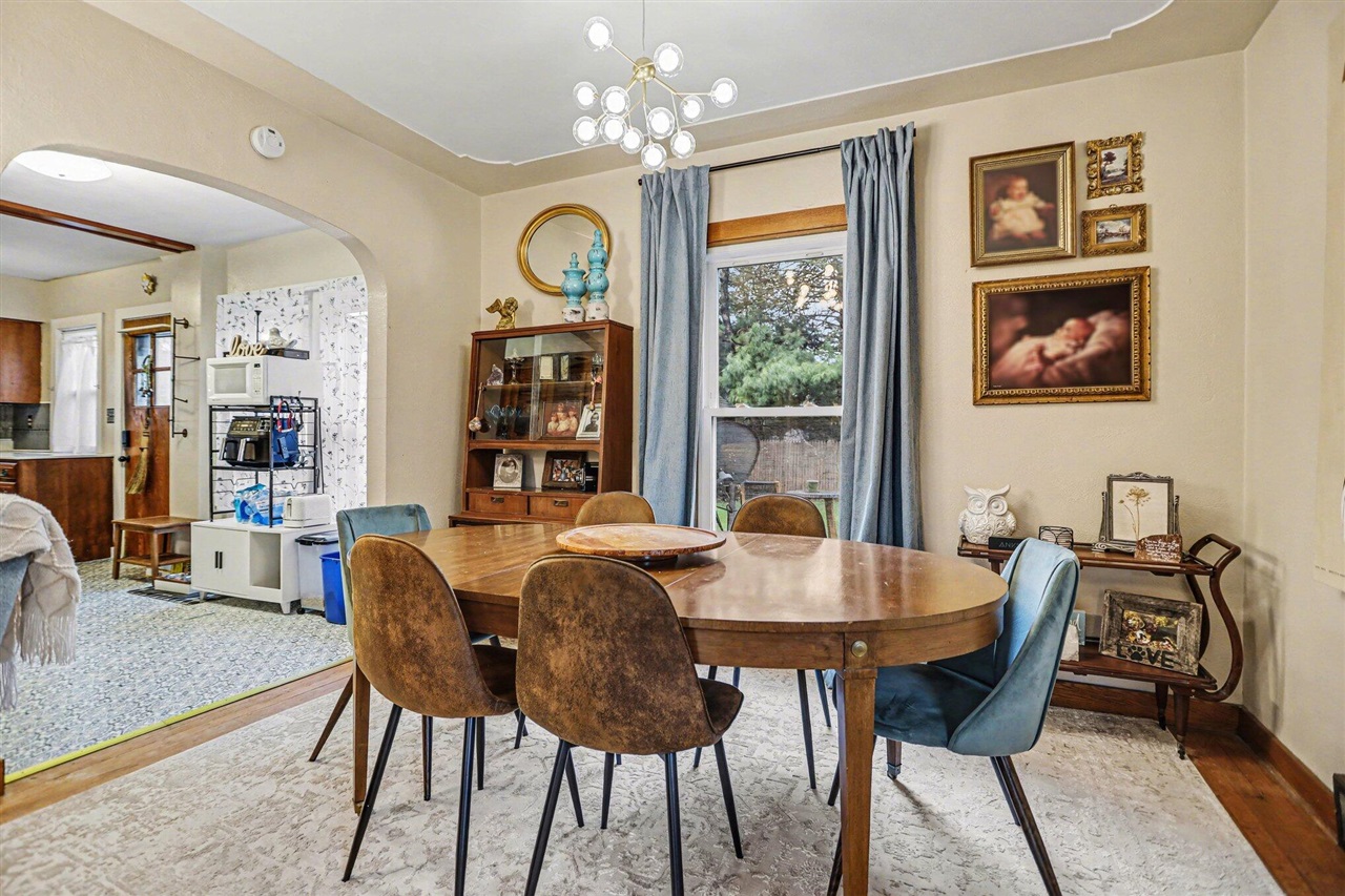 193 Garrison Avenue, Battle Creek, MI, 49017-4750