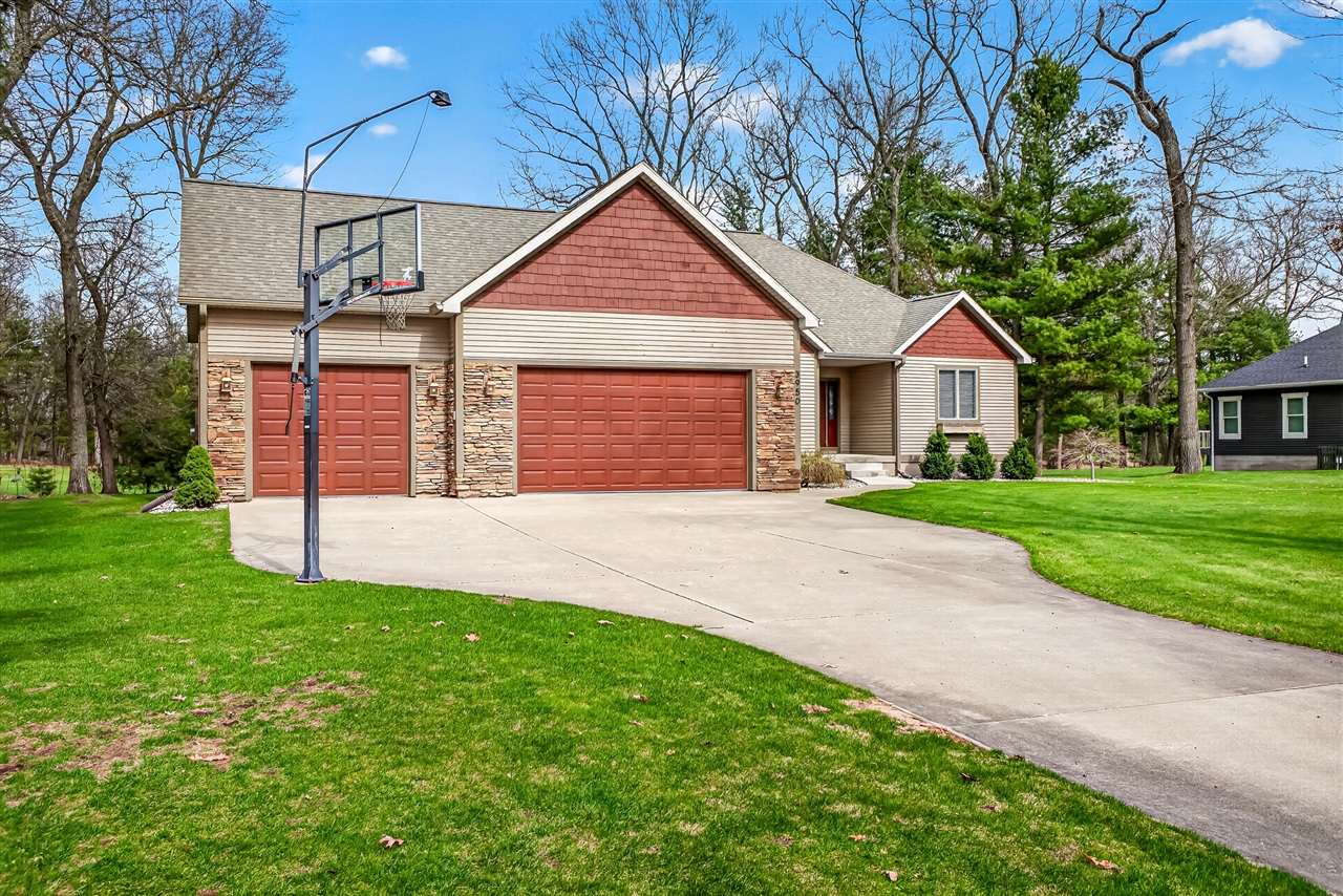 3950 Hampshire Hill Lane, Twin Lake, MI, 49457