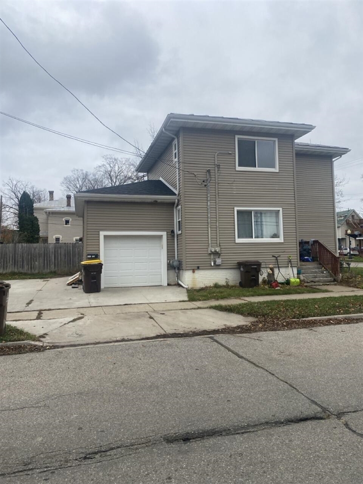 344 N Perry Street, Pontiac, MI, 48342 2444