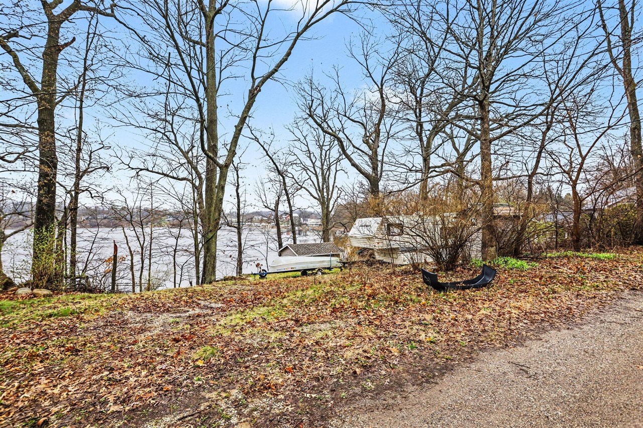 10556 Highland Drive, Delton, MI, 49046