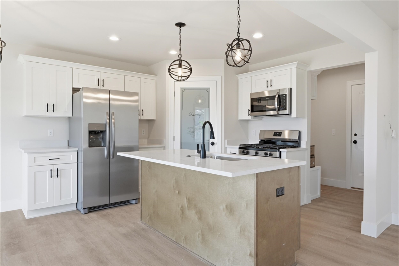 30493 Brush Street, Madison Heights, MI, 48071-1816