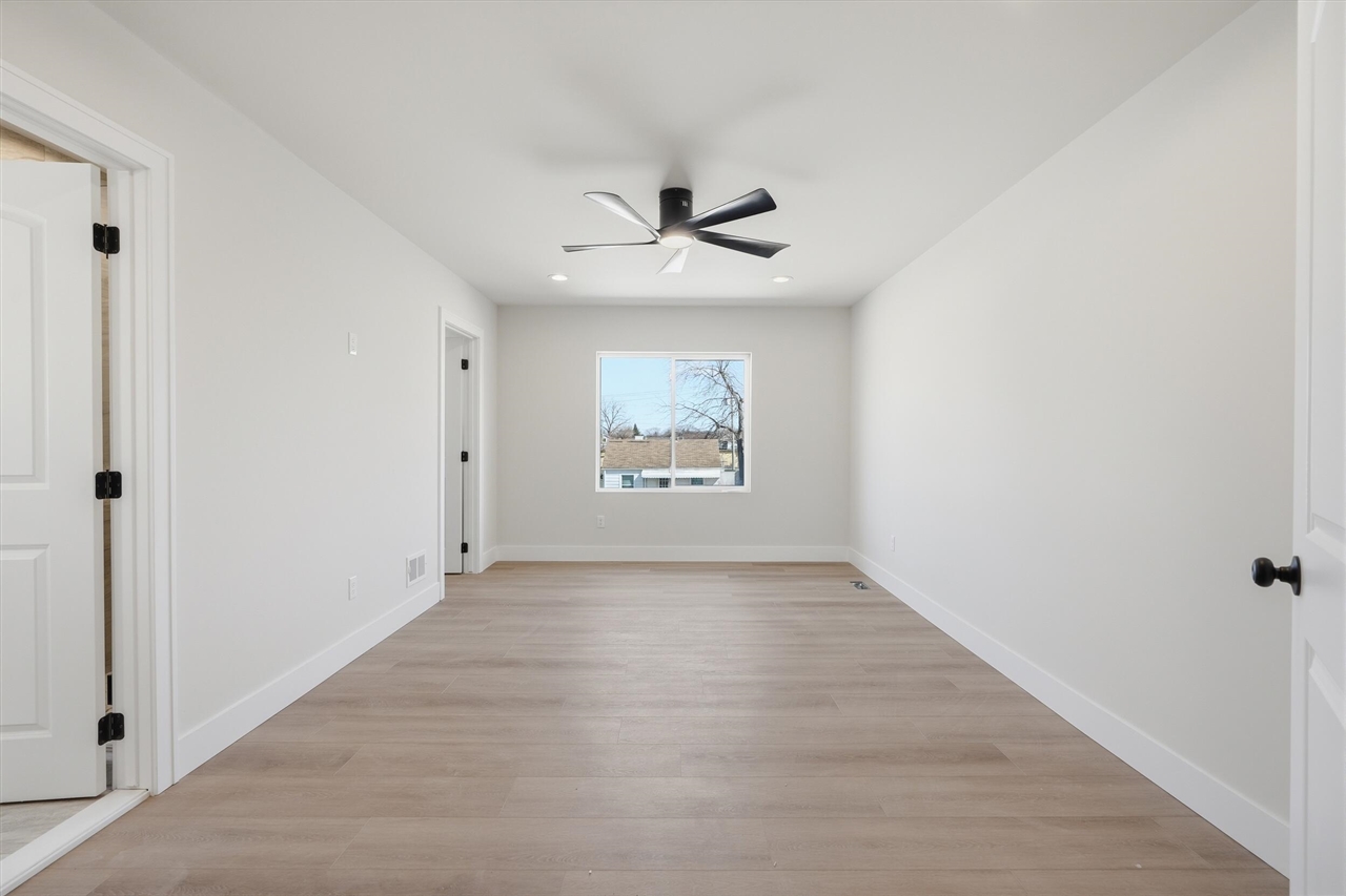 30493 Brush Street, Madison Heights, MI, 48071-1816