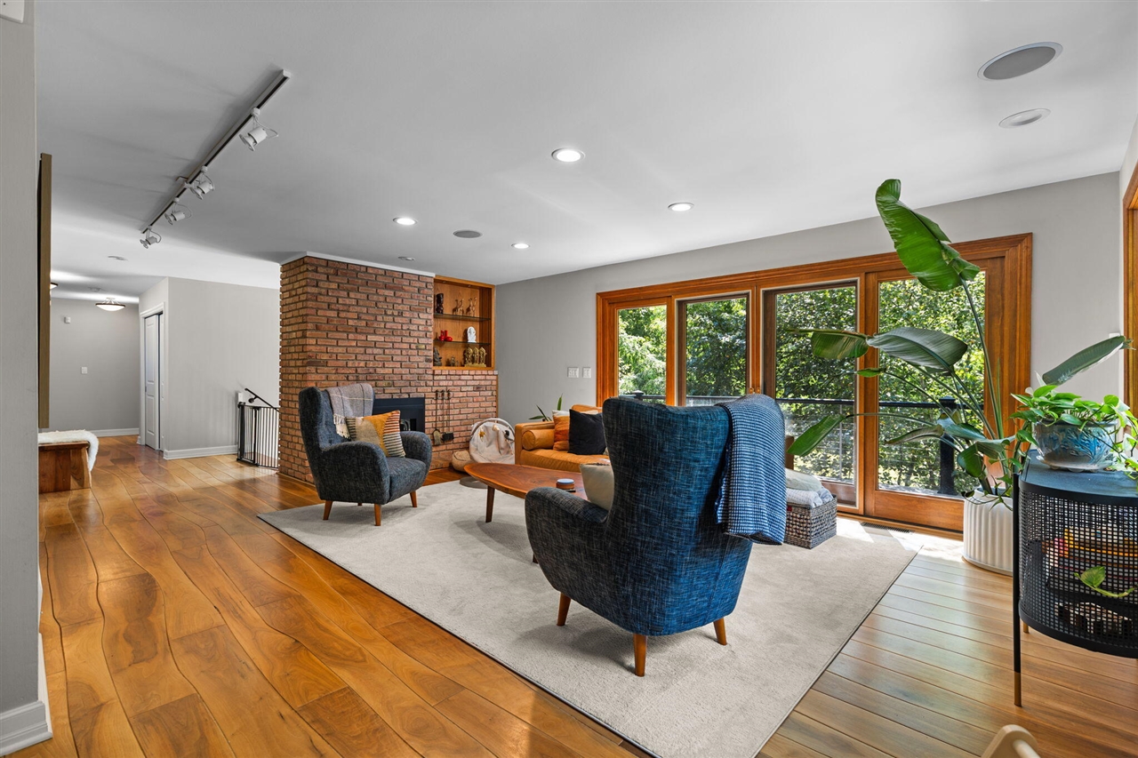 2776 Daleview Drive, Ann Arbor, MI, 48105-9603