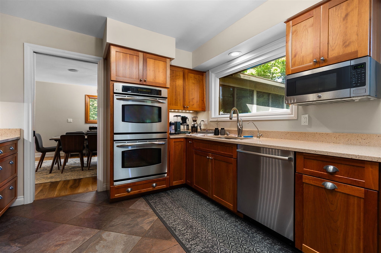 2776 Daleview Drive, Ann Arbor, MI, 48105-9603