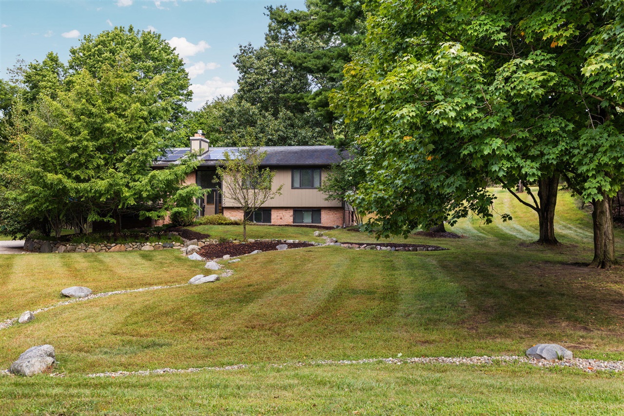 2776 Daleview Drive, Ann Arbor, MI, 48105-9603