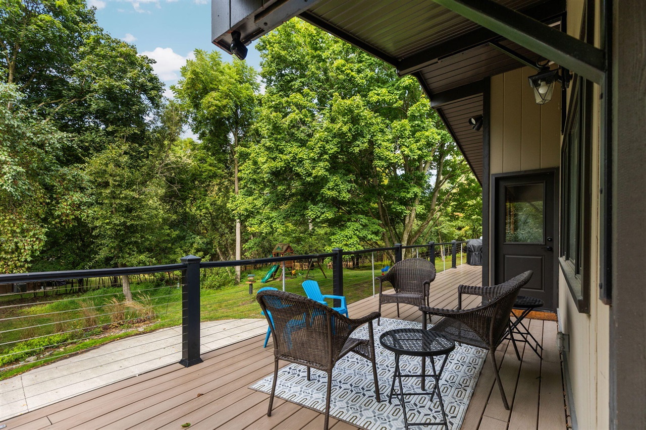 2776 Daleview Drive, Ann Arbor, MI, 48105-9603