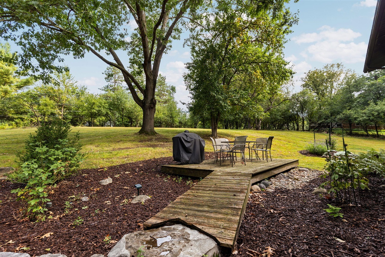 2776 Daleview Drive, Ann Arbor, MI, 48105-9603