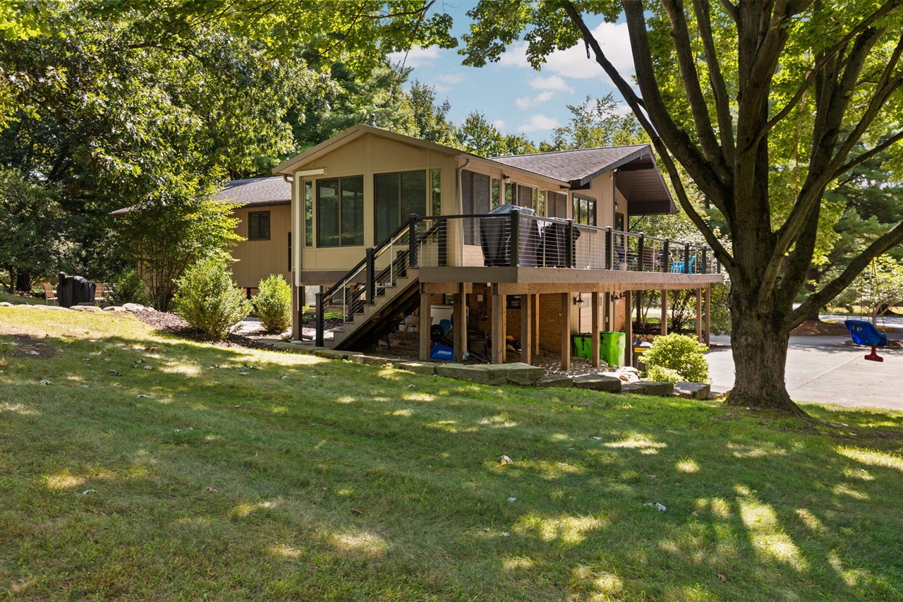 2776 Daleview Drive, Ann Arbor, MI, 48105-9603