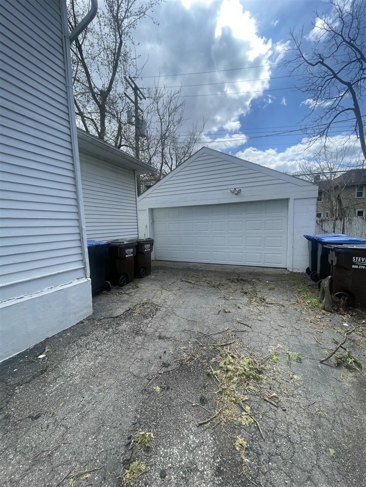 963 Washtenaw Avenue, Ypsilanti, MI, 48197