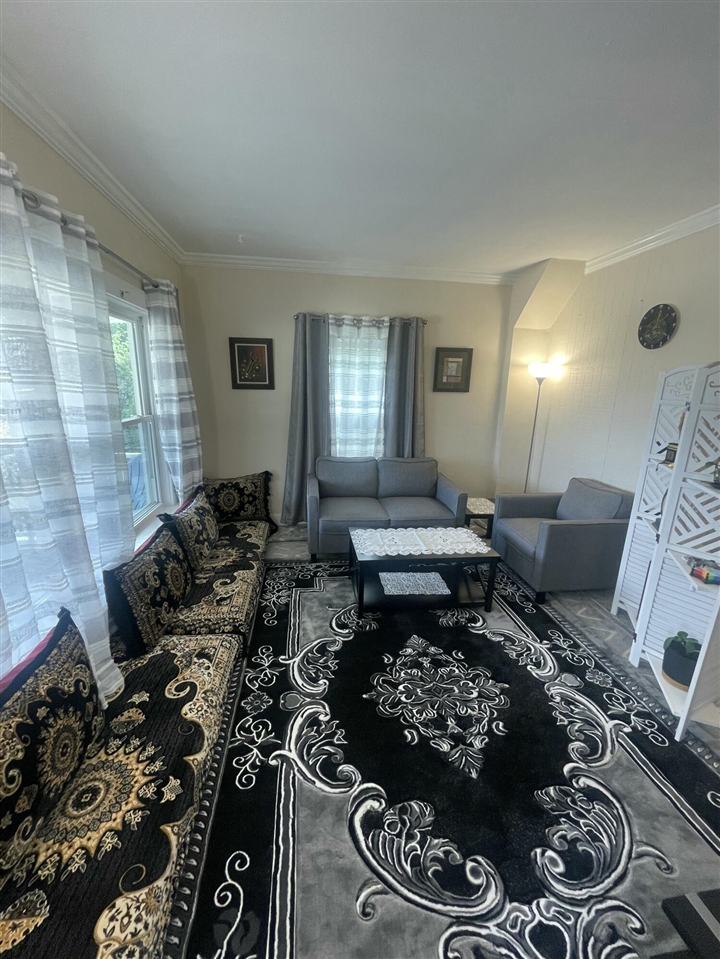 963 Washtenaw Avenue, Ypsilanti, MI, 48197