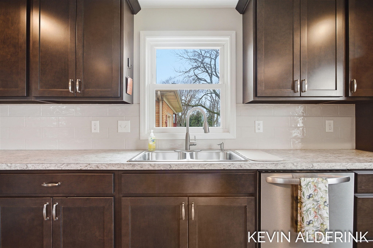 4807 142nd Avenue, Holland, MI, 49423-9538