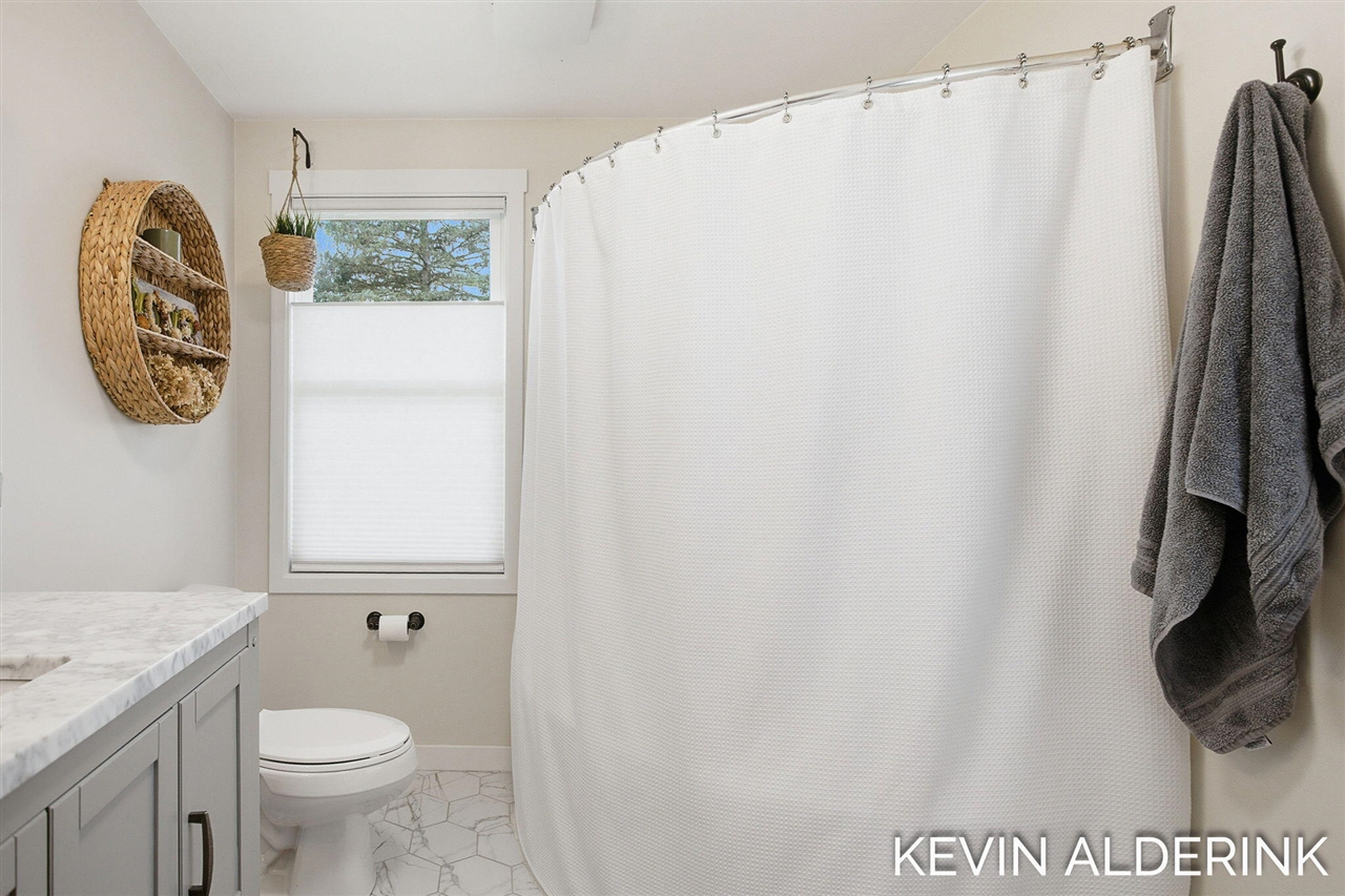 4807 142nd Avenue, Holland, MI, 49423-9538