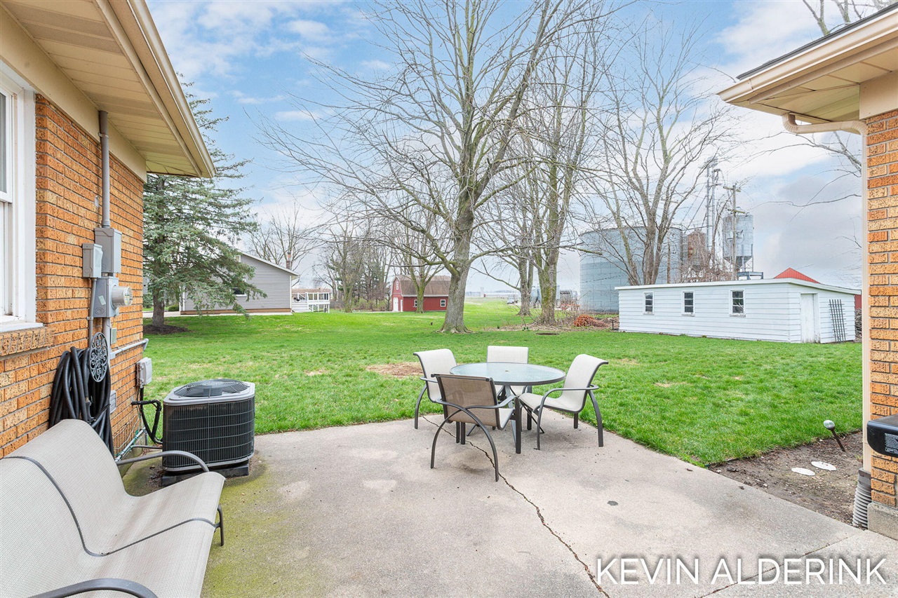4807 142nd Avenue, Holland, MI, 49423-9538